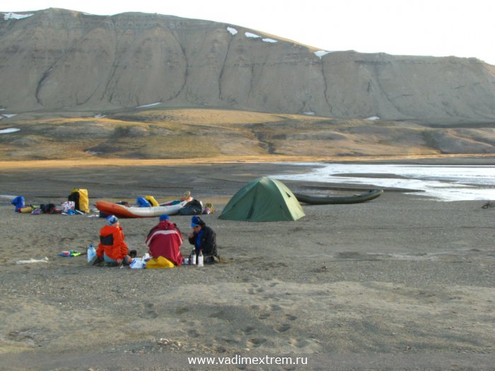 Лагерь в дельте реки Hareelv.