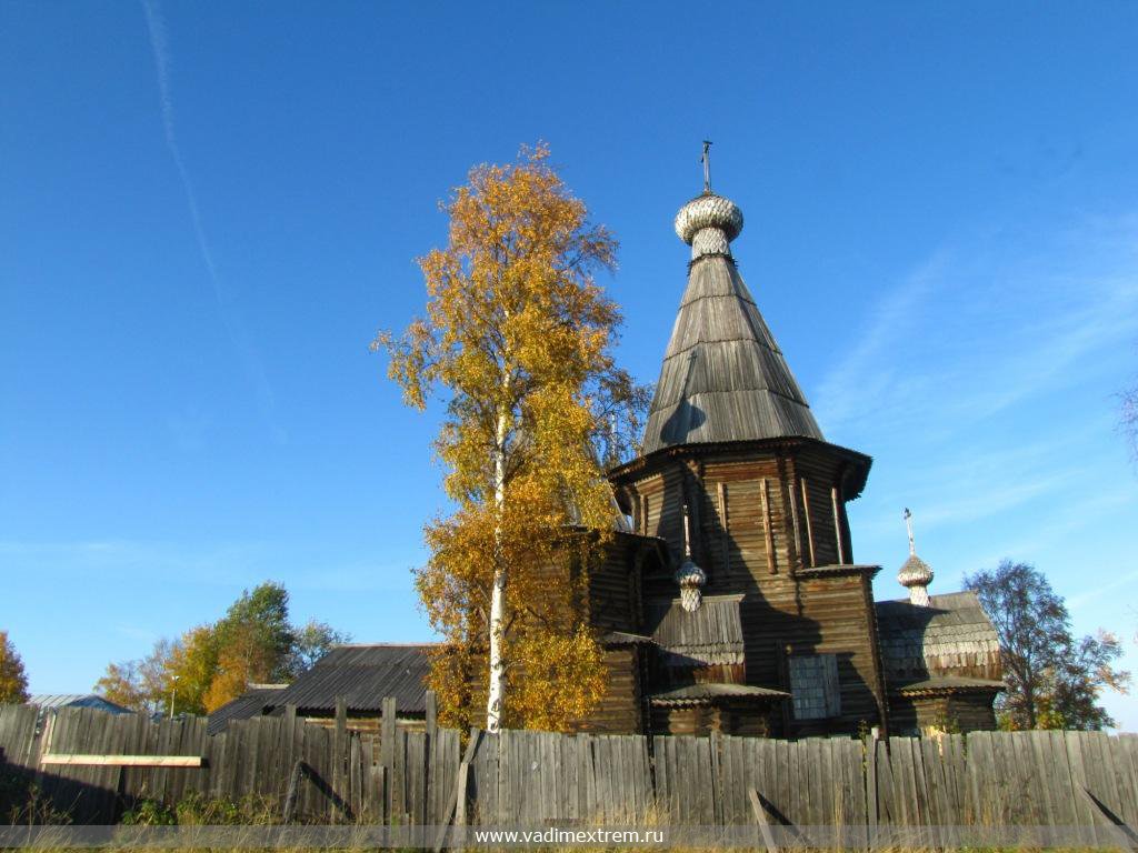 Деревянный храм в городе Кемь.